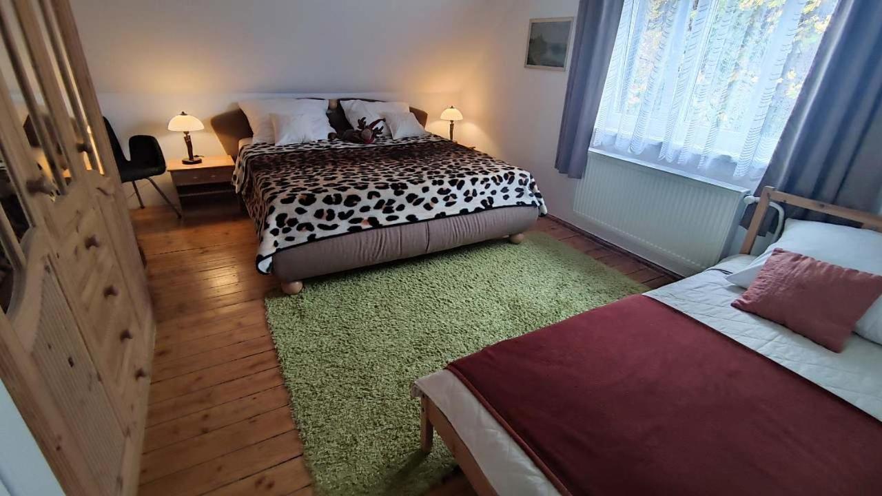 Holiday Home Moldava ภายนอก รูปภาพ